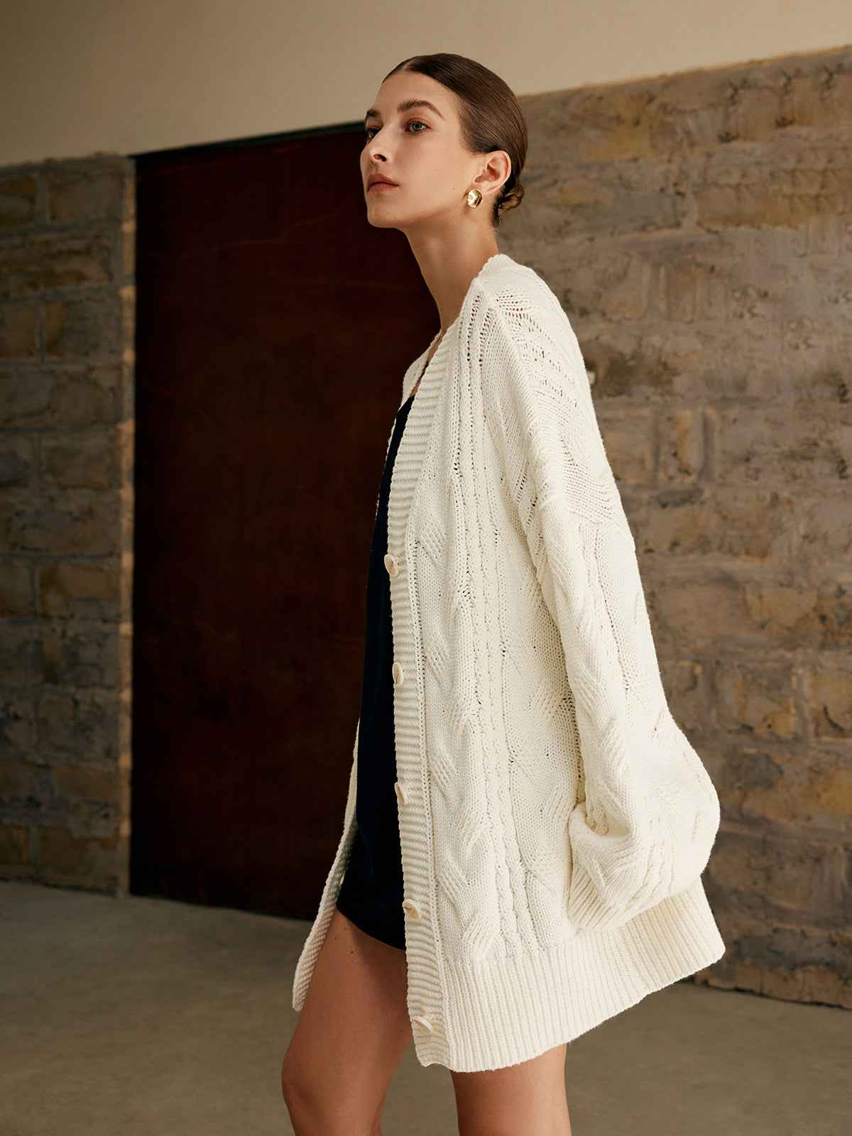 Aliyah | Women's Oversized Cable Knit Relaxed Fit Outerwear