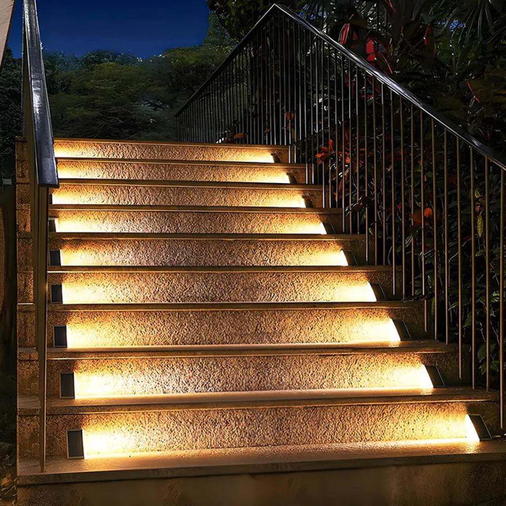 Ambros | Luminous Solar Lamps for Outdoor Stairs 1