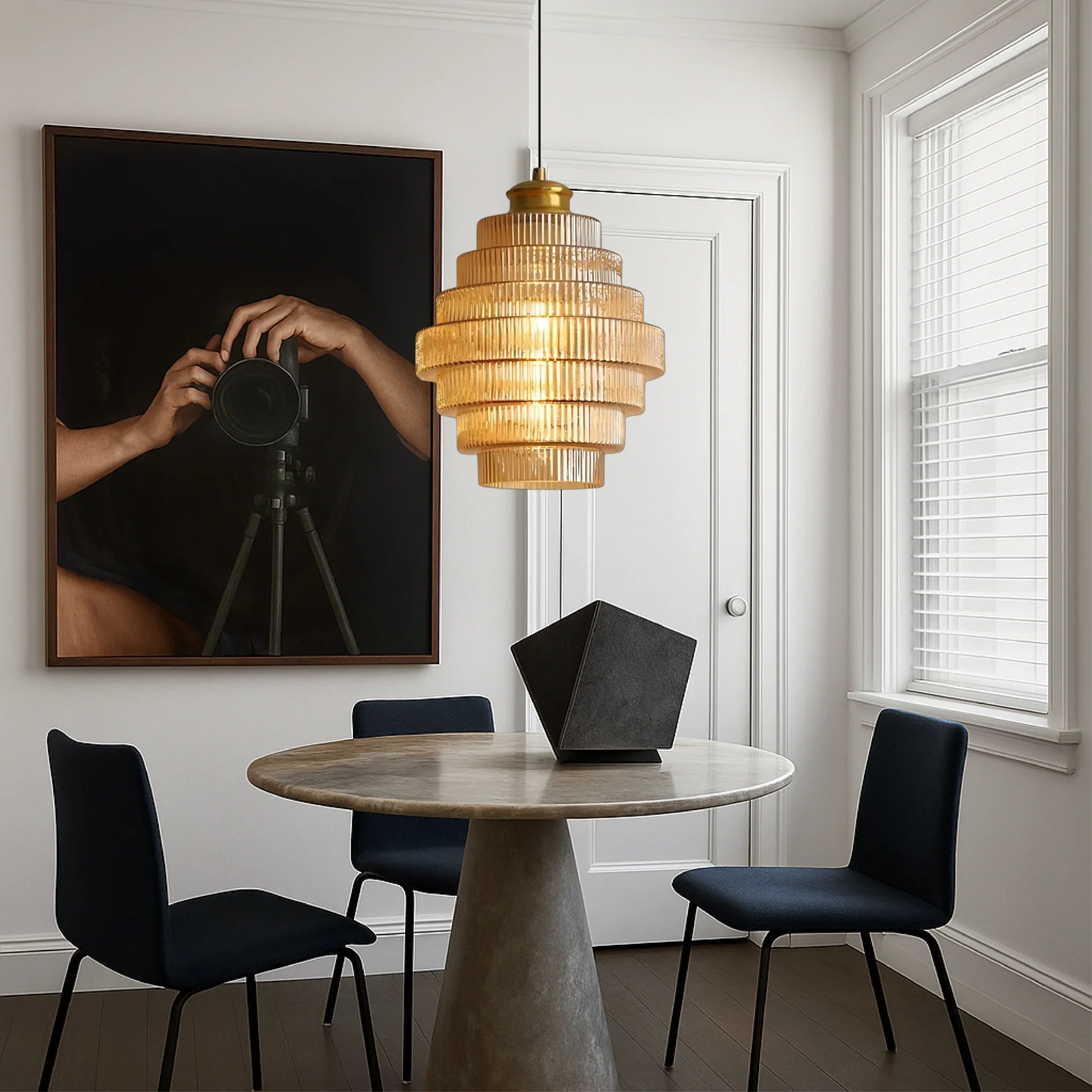 Auvra | Modern Elegance of Glass Pendant Lamp 7