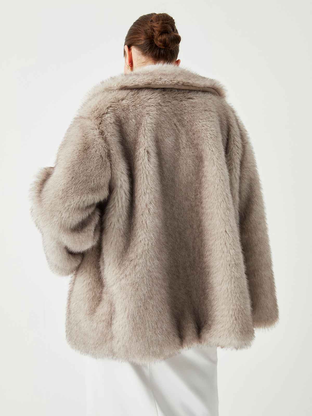 Dayana | Women’s Luxurious Oversized Collared Faux Fur Coat