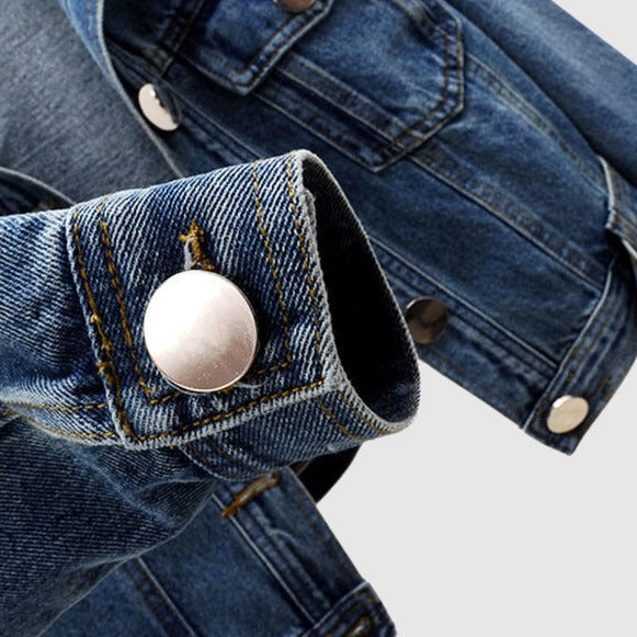 Gigi | Classic Cropped Denim Jacket Women - Stylish and Comfortable 4