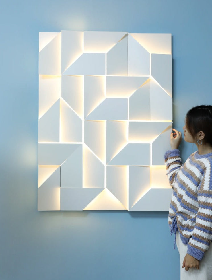 IllumiBeam – Elegant 3D Wall Lamp for Stunning Light Effects 4