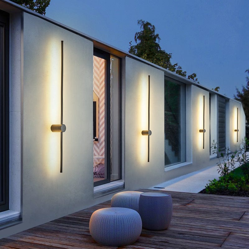 Klarvia | Luminous Line Outdoor Lamp for Modern Elegance 0