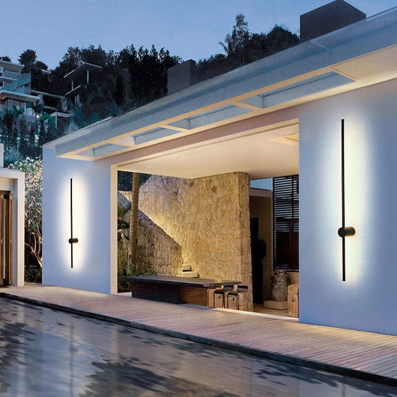 Klarvia | Luminous Line Outdoor Lamp for Modern Elegance 2