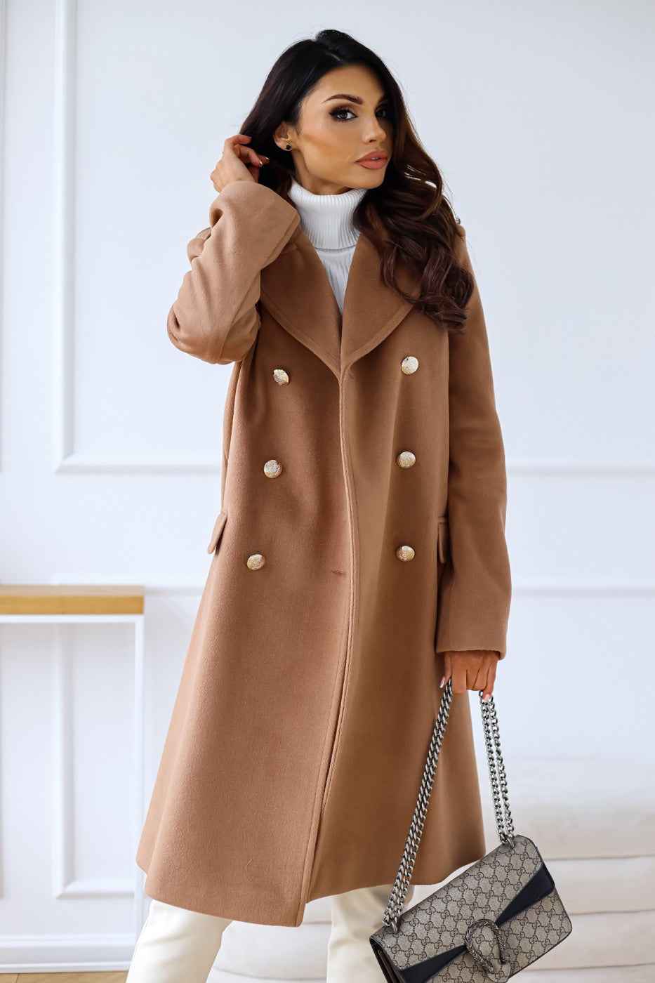 Loretta | Women’s Winter Wool Coat with Elegant Double-Breasted Styling