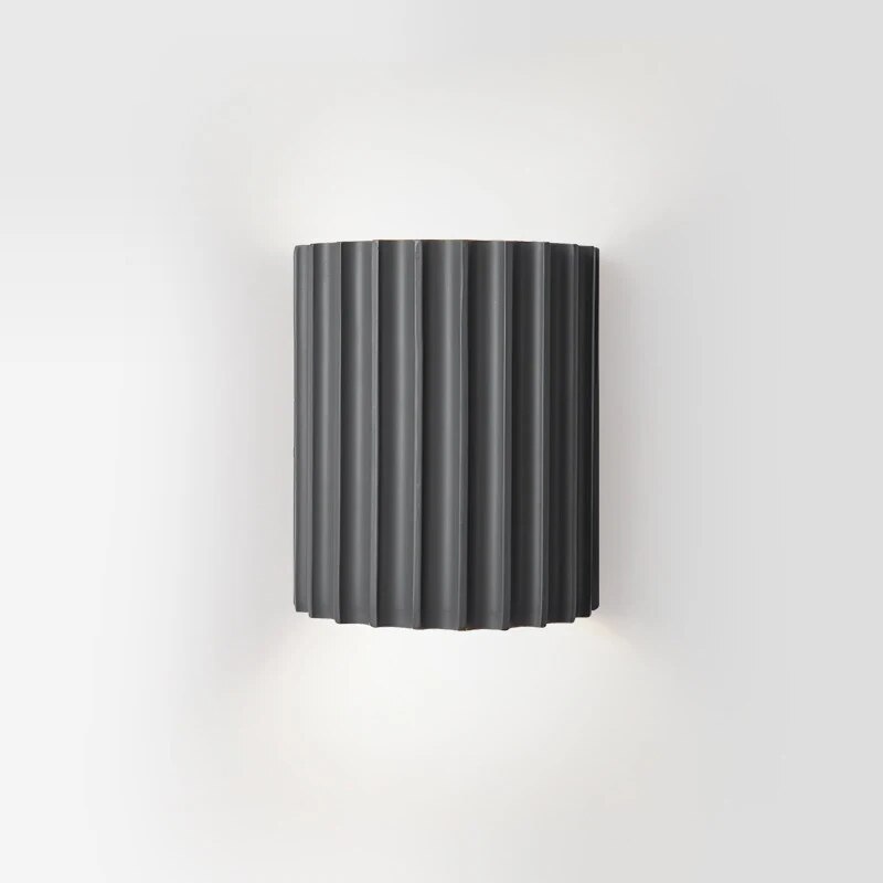 LumeSculpt – Modern Resin Wall Light 6