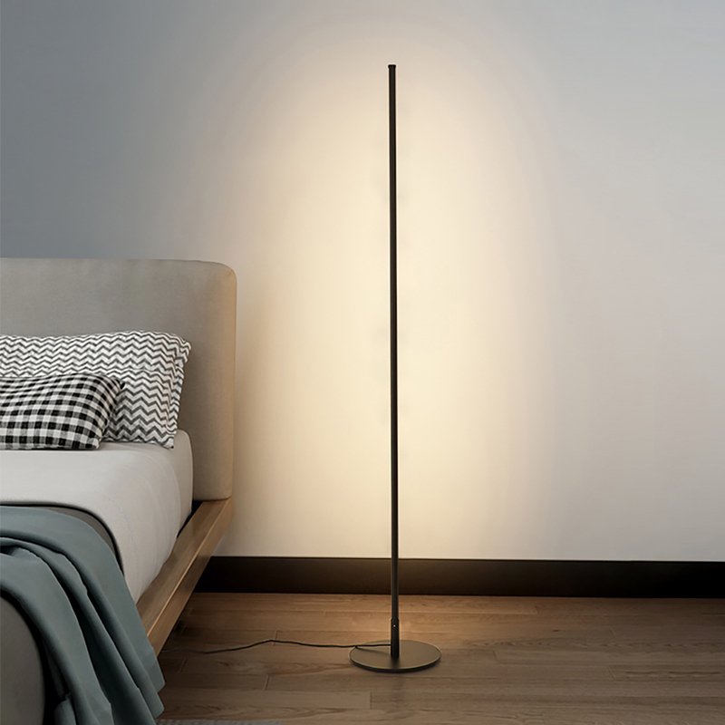 PillarLuxe – LED Floor Lamp with Wireless Control 2