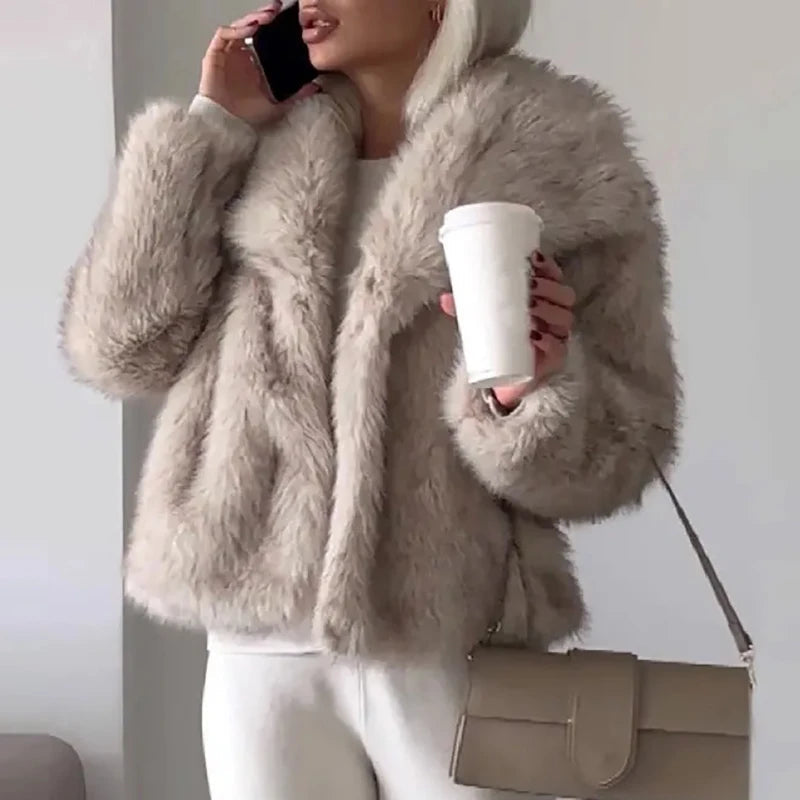 Ava | Elegant Lightweight Faux Fur Jacket 4