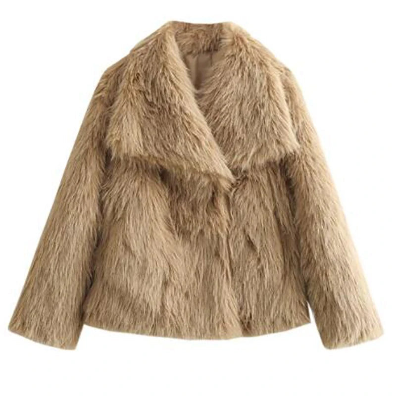 Ava | Elegant Lightweight Faux Fur Jacket 10