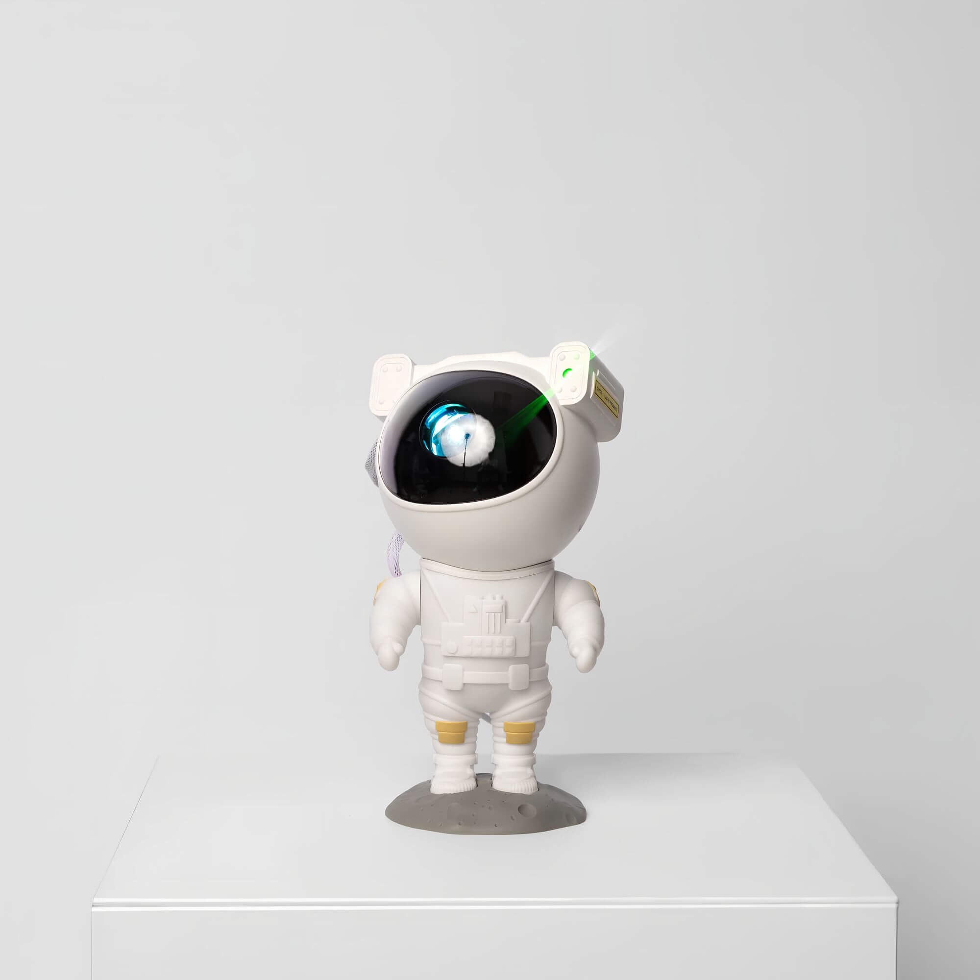 Astronaut Galaxy Projector Night Light – Star Projector with Stunning Galaxy Effects for Kids and Adults 4