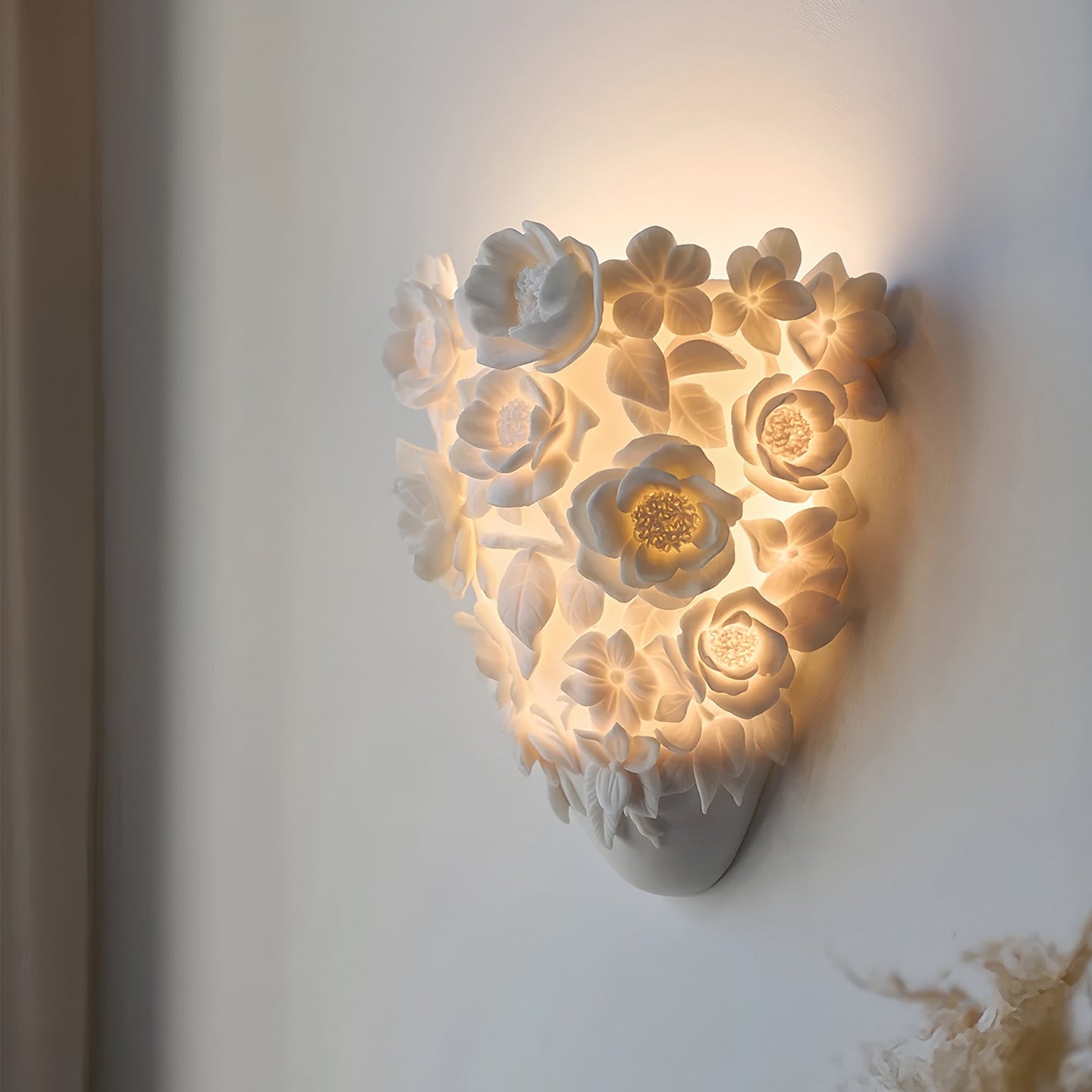 Ceramic Flower Wall Lamp 0