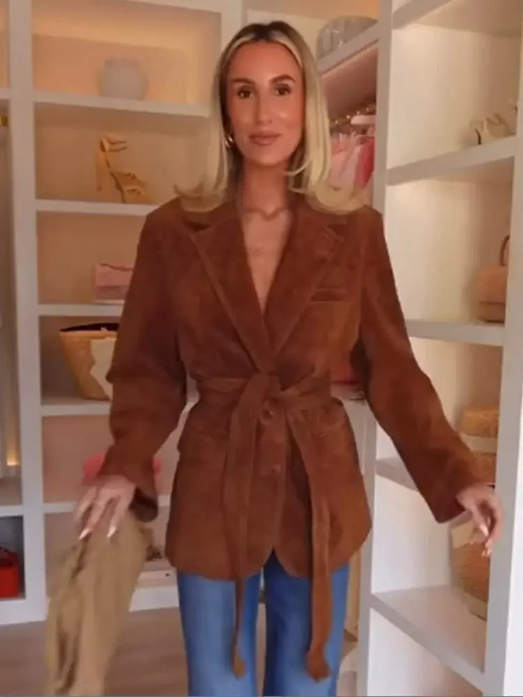 Ava | Chic Suede Autumn Coat with Belt and Long Sleeves 7