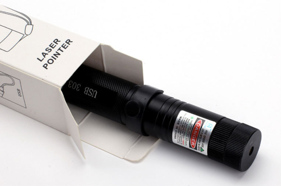 High-Performance USB Rechargeable Flashlight with Adjustable Focus – 10,000 m Range, Durable Aluminum 8
