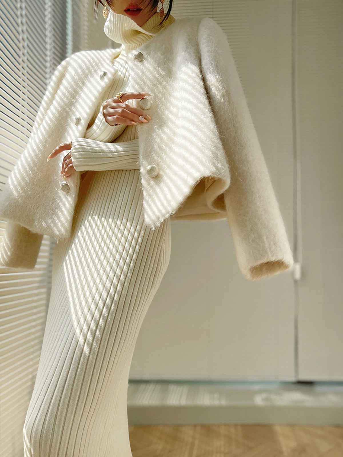 Louise | Women's Short Button-Front Elegant Wool Blend Coat