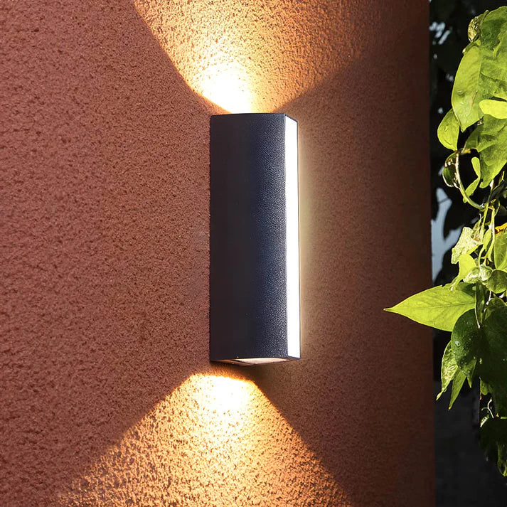 Lumetrax | Modern Style 2-Way Outdoor Wall Lamp 2