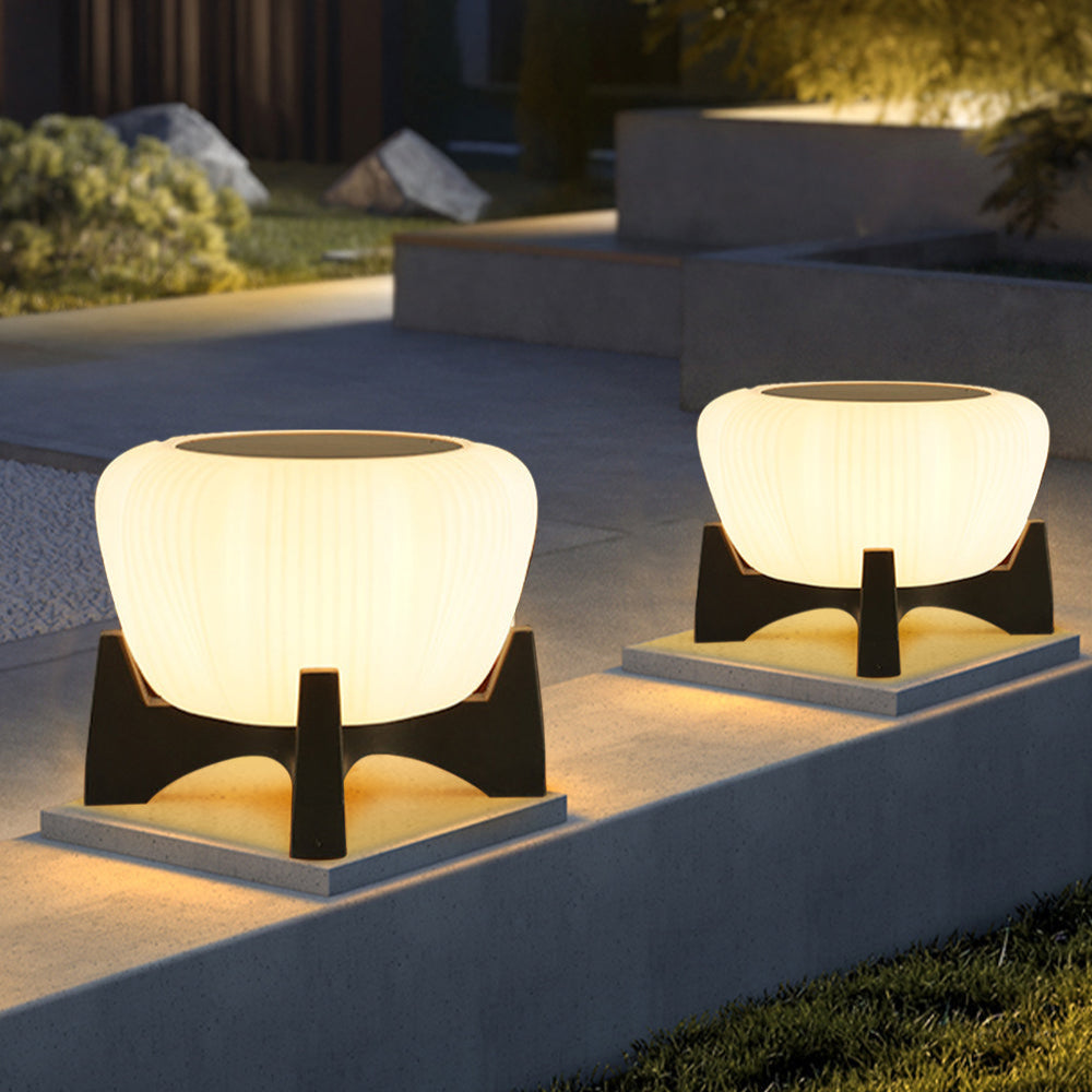 Rayvon | Elegant Outdoor Path Lighting for Timeless Simplicity 2