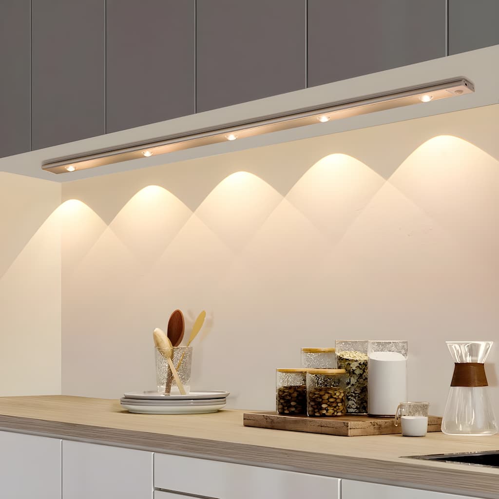 SmartBeam - LED Light Fixture with Motion Detection 1