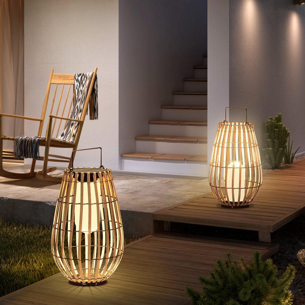 Solarae | Minimalist Solar Patio Outdoor Lamp for Modern Interiors 4