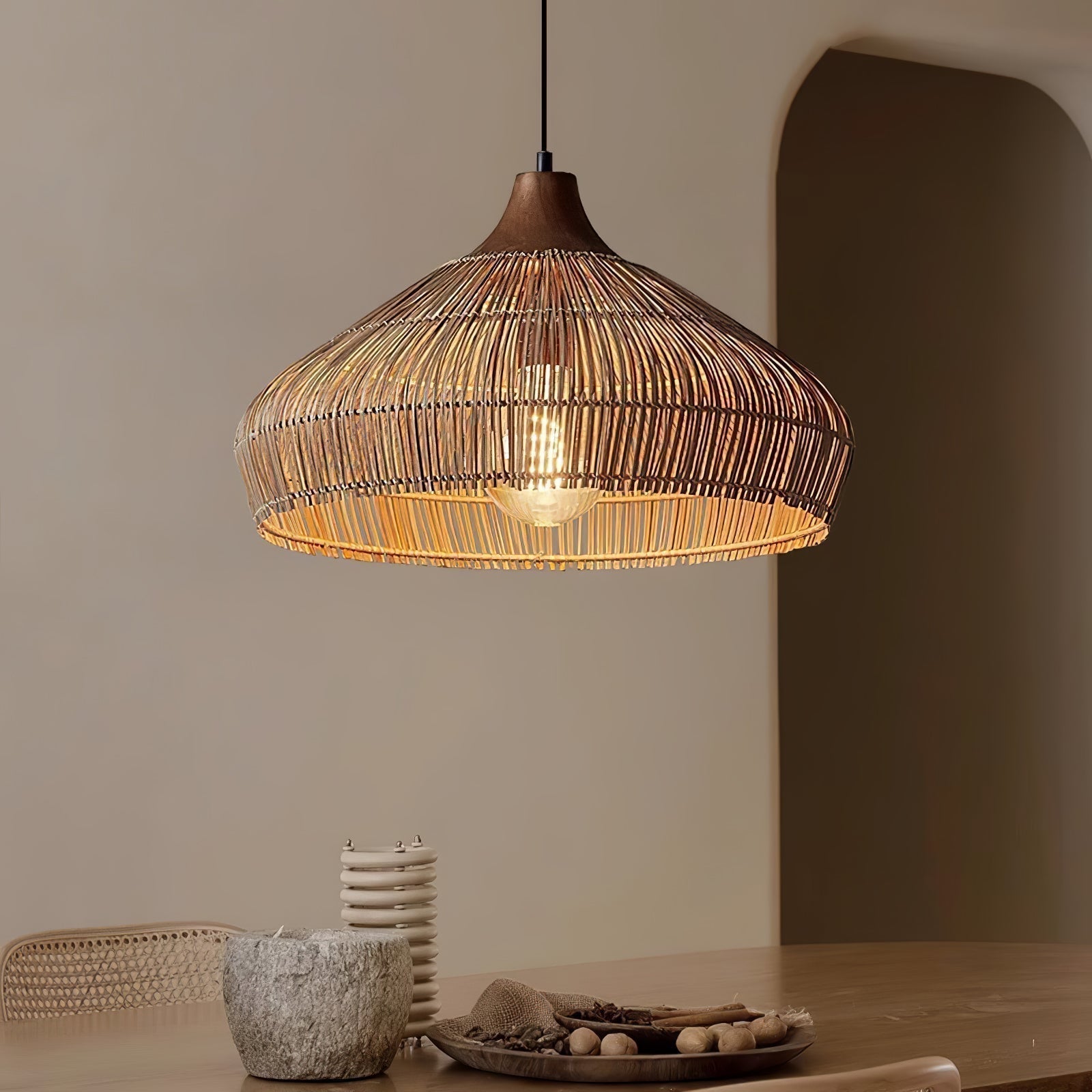 Vionel | Vintage Wicker Rattan Hanging Lamp 1